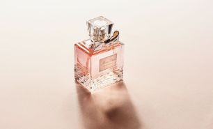 4 Perfume Mistakes to Avoid to Keep Your Scent Longer