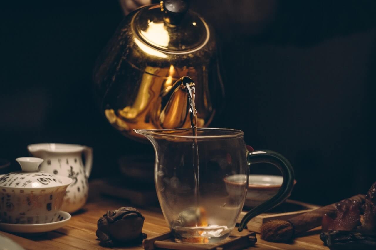 5 Pros and Cons of Tea Kettle